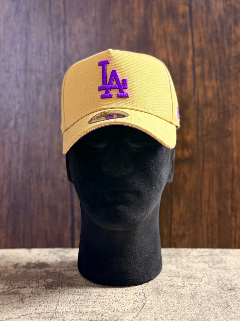 NWT New Era 9FORTY LA Dodgers Tan Purple Snapback Hat OSFA - Picture 6 of 9
